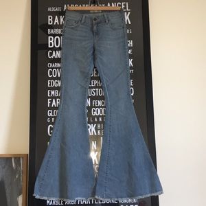 FREE PEOPLE FLARED DENIM JEANS SIZE 26